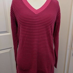 Women's Tommy Hilfiger v neck tunic pullover